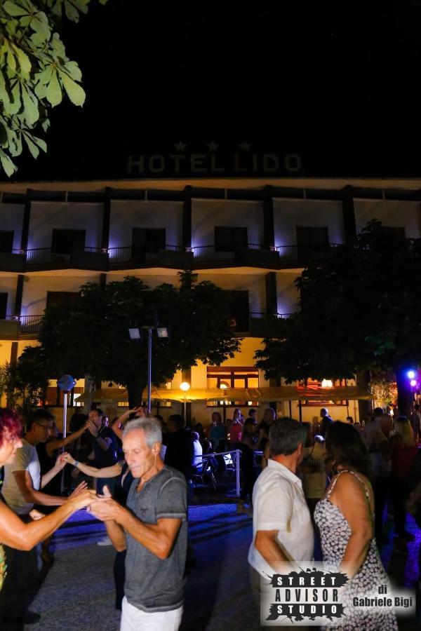 Hotel Lido Bollengo ภายนอก รูปภาพ